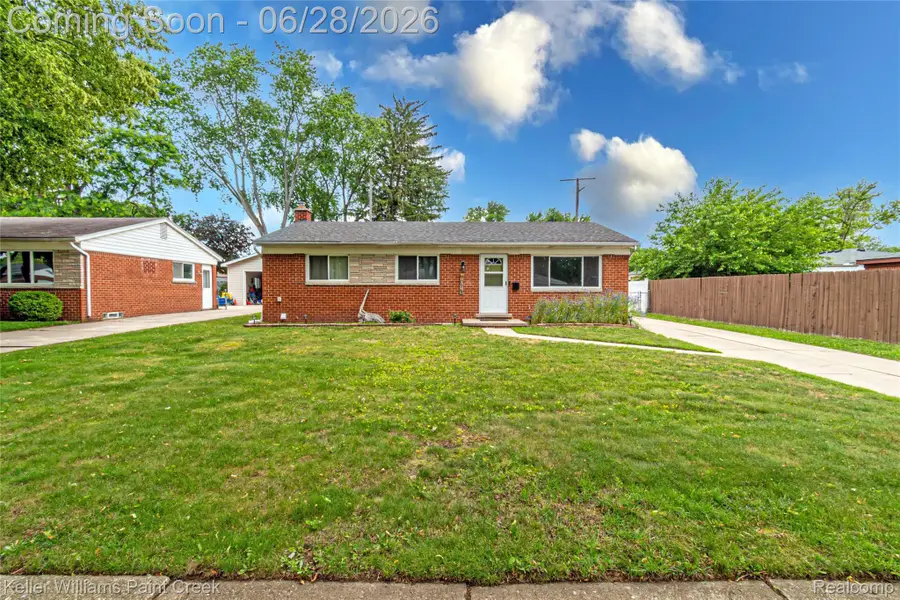 9075 Headley Drive, Sterling Heights, MI 48314 - #2