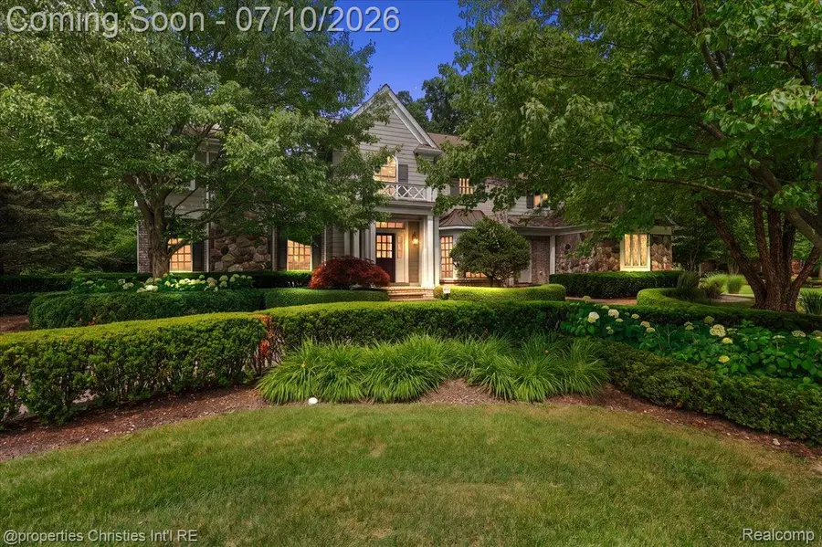 937 Mitchell Court, Bloomfield, MI 48304 - #2