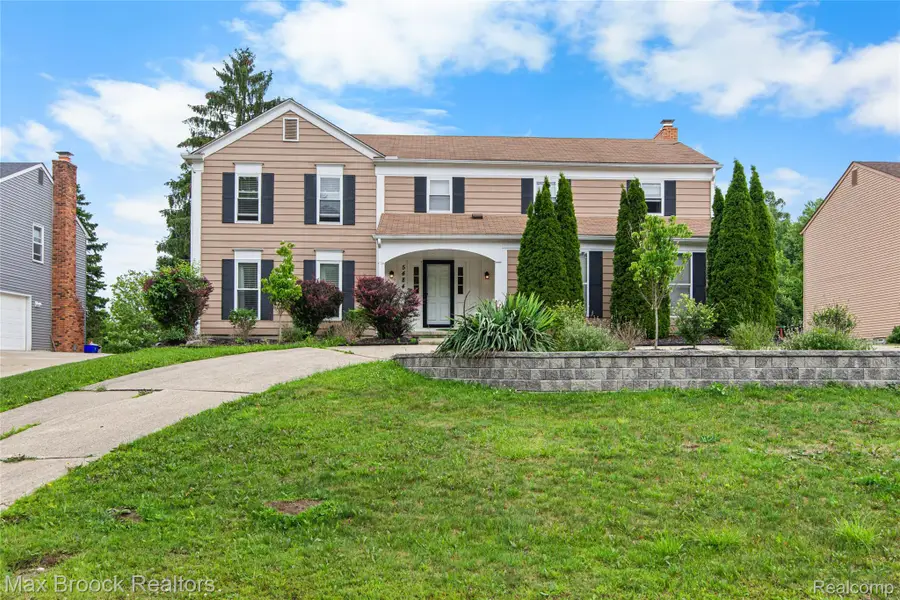 5484 Kingsfield Drive, West Bloomfield, MI 48322 - #3