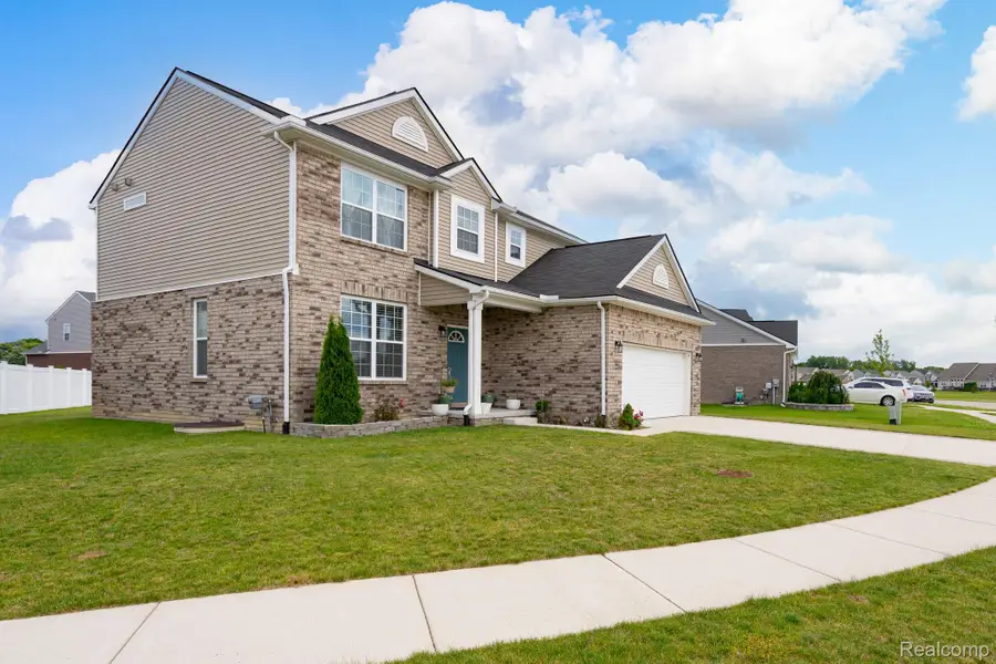 48904 Carnegie Way, Macomb, MI 48042 - #3