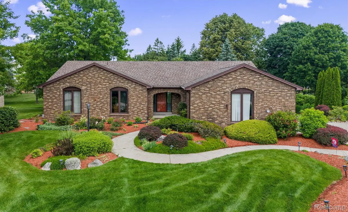 3436 Wedgewood Drive, Rochester Hills, MI 48306 - #1