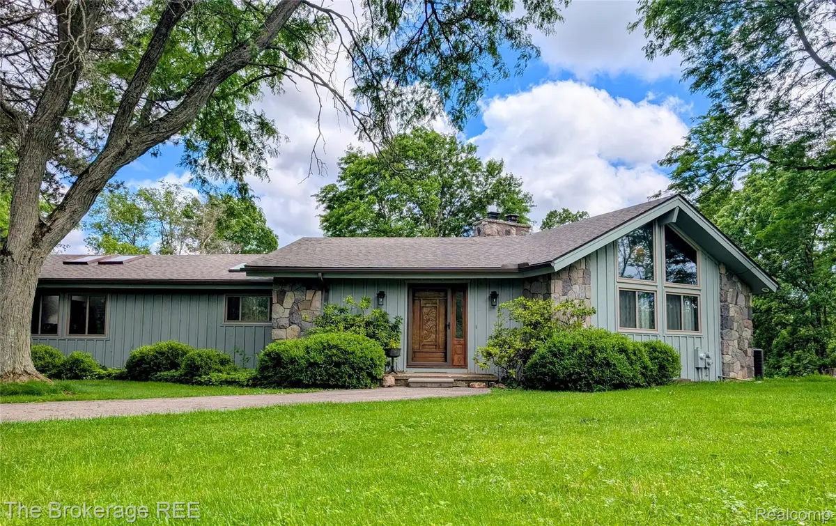 8475 Knox Road, Clarkston, MI 48348 - #1