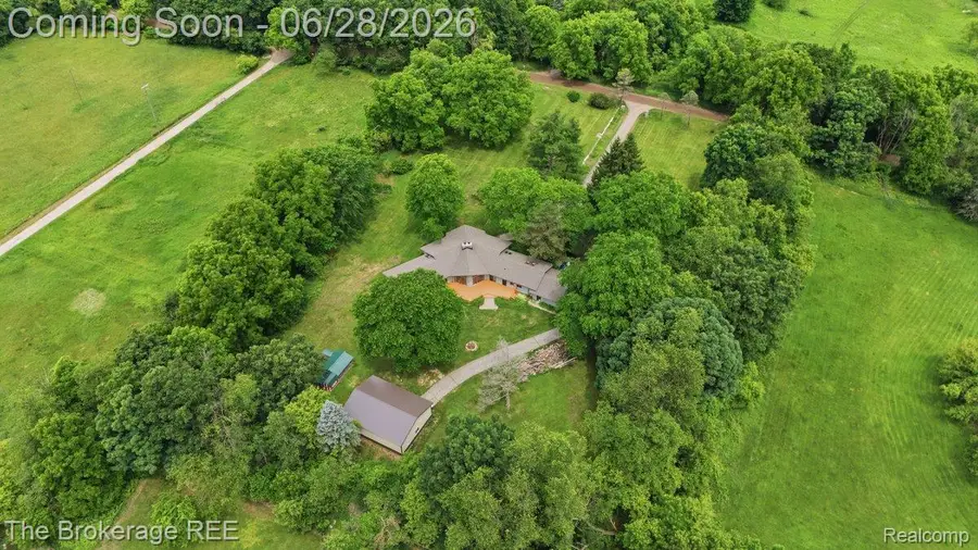 8475 Knox Road, Clarkston, MI 48348 - #3