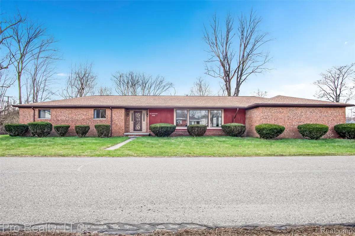11200 Wahrman Street, Romulus, MI 48174 - #1