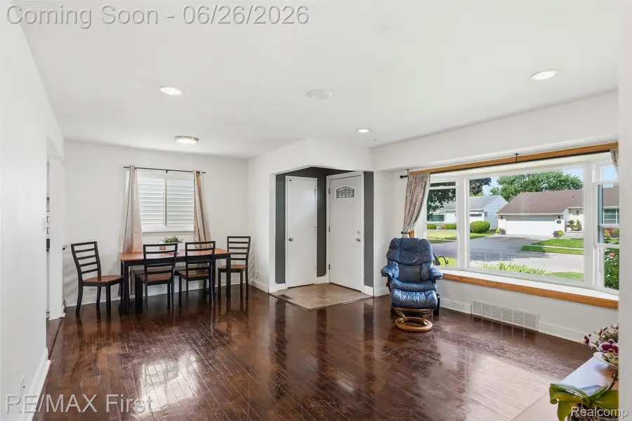 25709 Cubberness Street, Saint Clair Shores, MI 48081 - #2