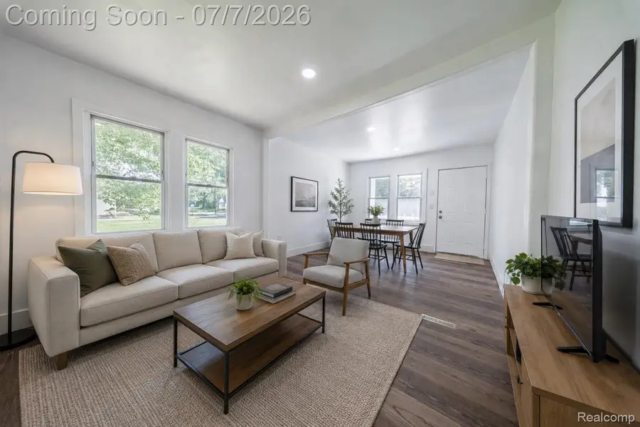 18486 Trinity Street, Detroit, MI 48219 - #2