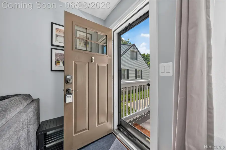629 Bowers Street, Clawson, MI 48017 - #3