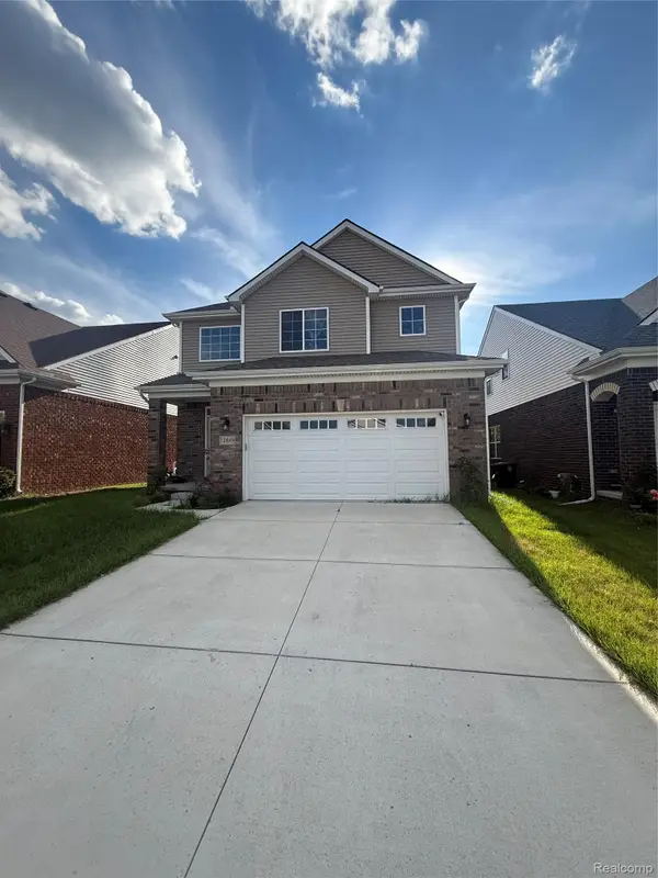 11849 Hines Place Drive, Livonia, MI 48150