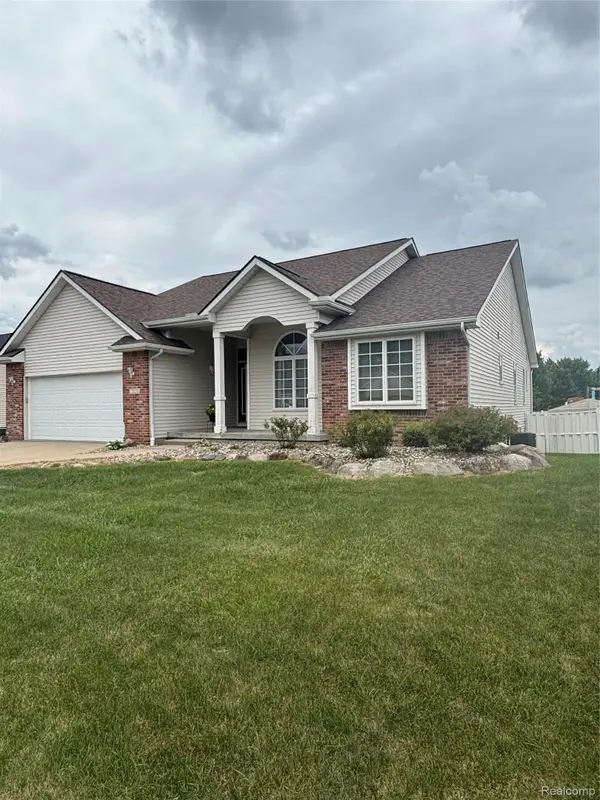 7129 Parkridge Parkway, SwartzCreek, MI 48473