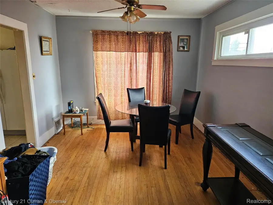 7261 Kentucky Street, Dearborn, MI 48126 - #2
