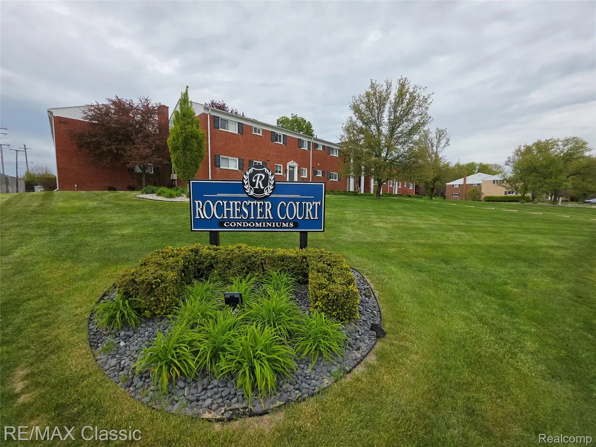 1101 Tienken Court #206, Rochester Hills, MI 48306 - #1