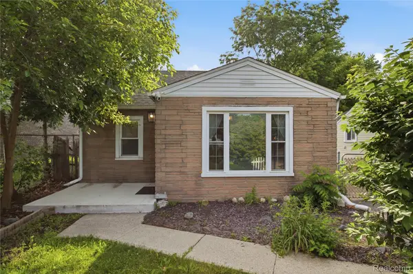 1660 N Sheldon Road, Canton, MI 48187