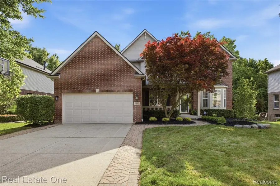 3465 Everett Drive, Rochester Hills, MI 48307 - #2