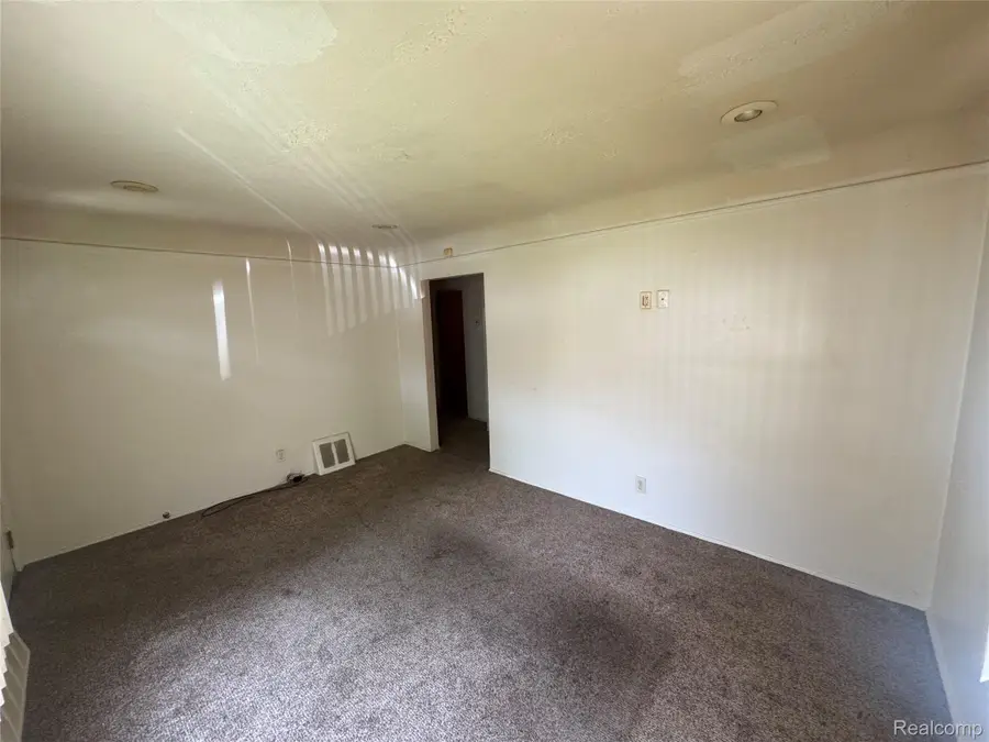 12696 Riverview Street, Detroit, MI 48223 - #2