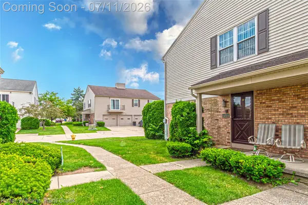 44524 N Bunker Hill Drive #112, ClintonTownship, MI 48038