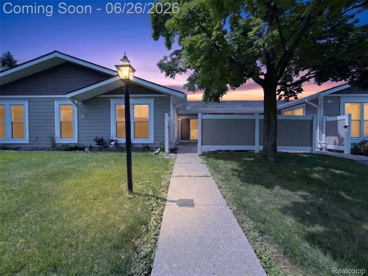 39613 Village Wood Lane, Novi, MI 48375 - #1
