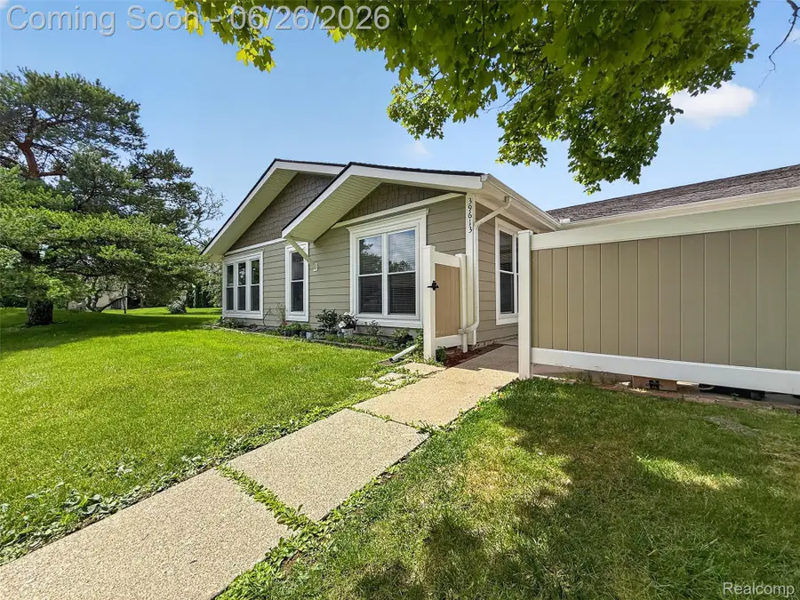 39613 Village Wood Lane, Novi, MI 48375 - #3