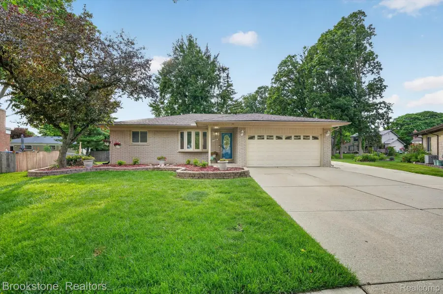 720 Comet Court, Canton, MI 48188 - #3