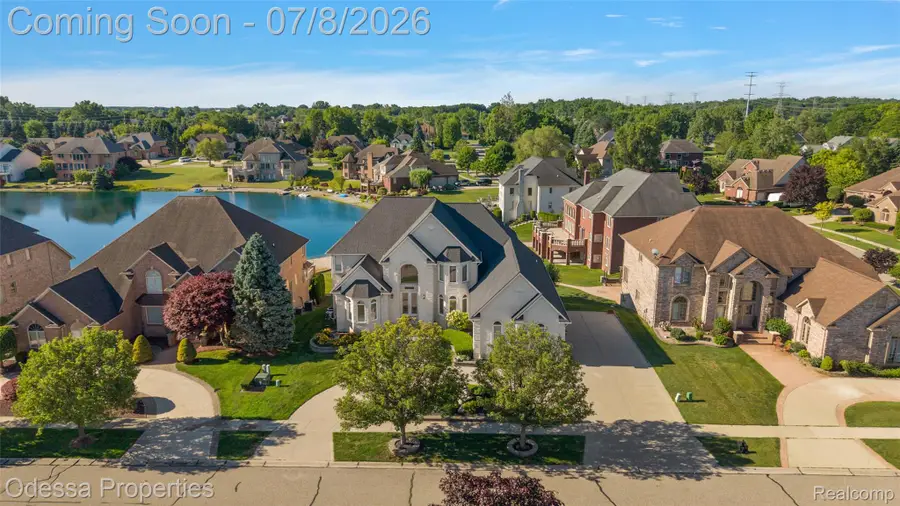 12984 Azure Drive, Utica, MI 48315 - #2