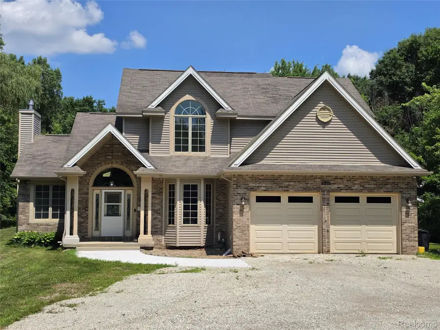 5150 W Carpenter Road, Flint, MI 48504 - #2