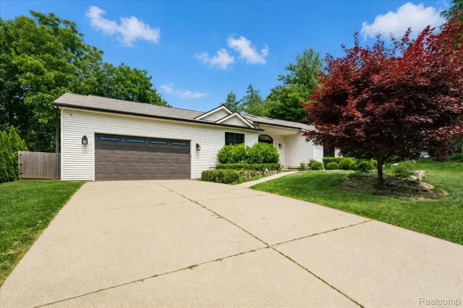 1713 Stirling Avenue, Pontiac, MI 48340 - #3