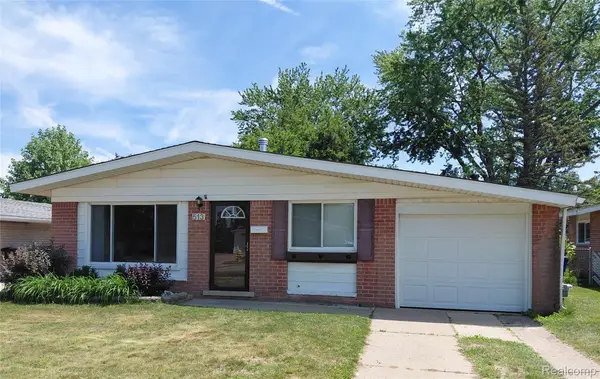 513 S Hawthorne Street, Westland, MI 48186