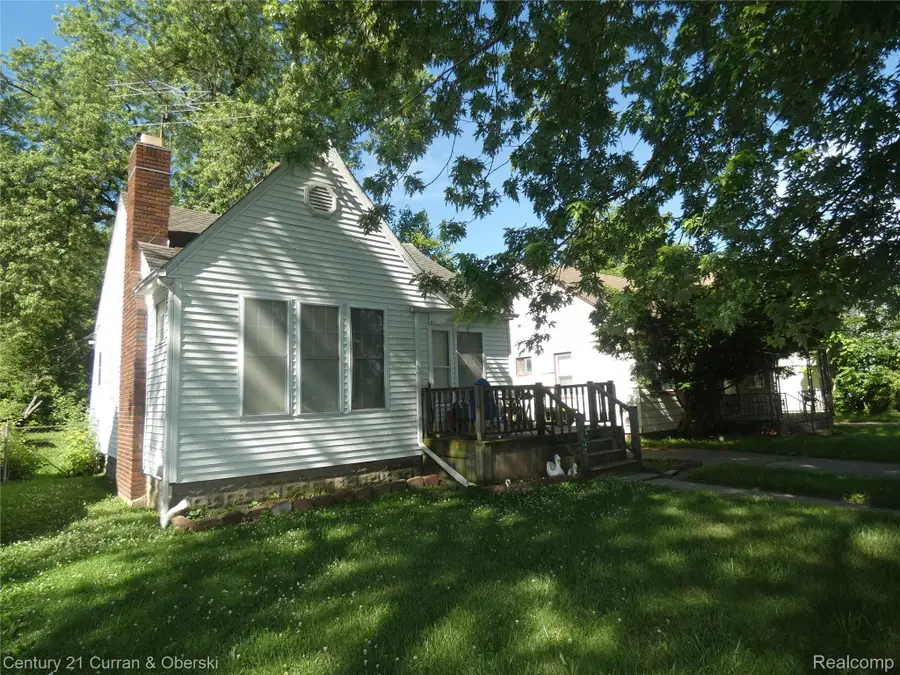 136 E Rundell Street, Pontiac, MI 48342 - #2