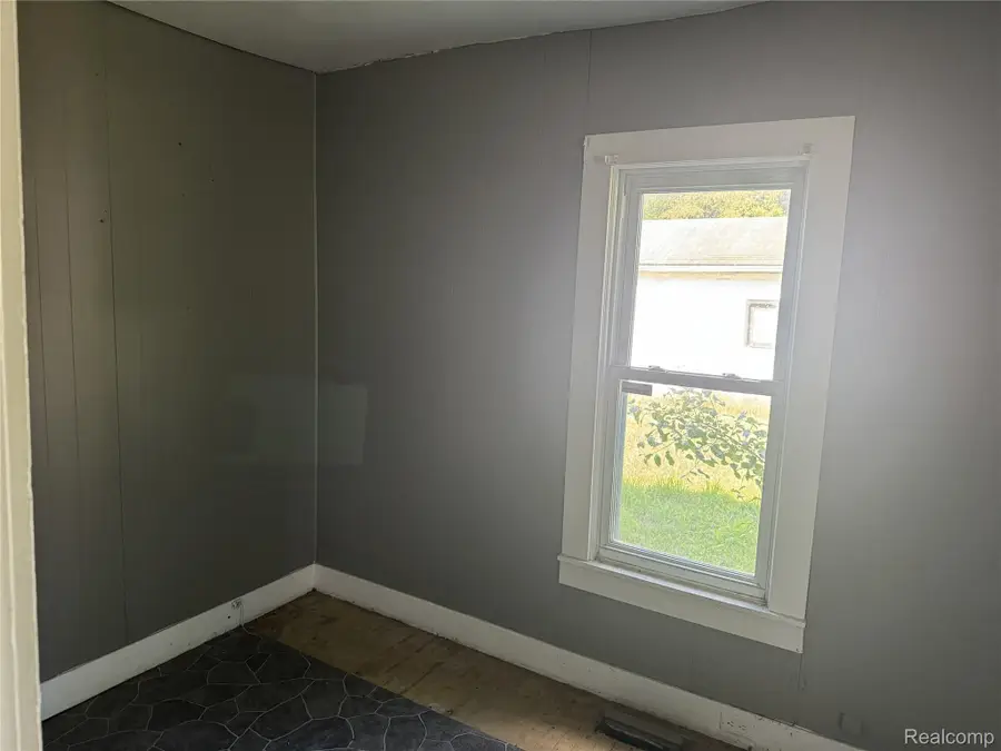 2418 Morris Street, Saginaw, MI 48601 - #3