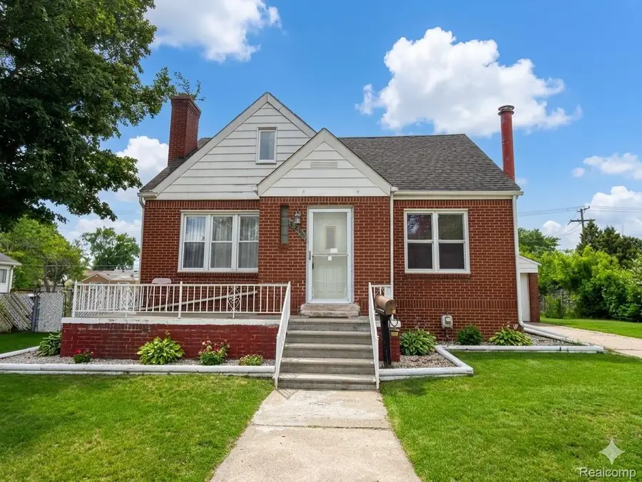 22815 Le Fever Avenue, Warren, MI 48091 - #2