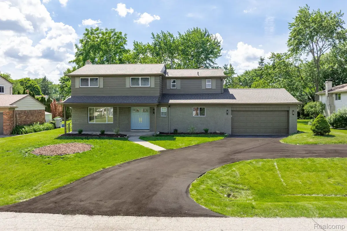 6780 Lee Crest Drive, West Bloomfield, MI 48322 - #1