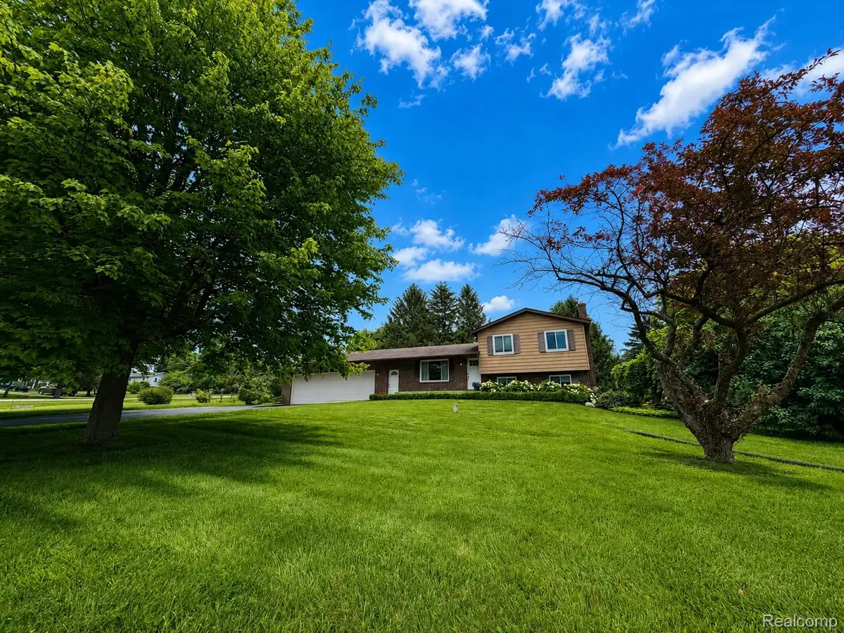 977 Mary Drive, Lapeer, MI 48446 - #1