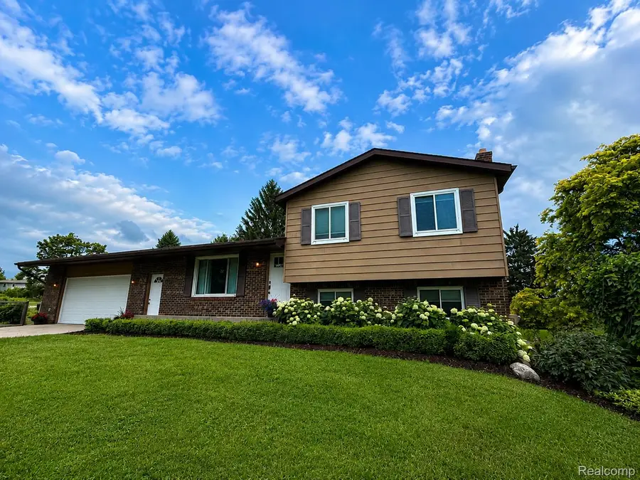 977 Mary Drive, Lapeer, MI 48446 - #2