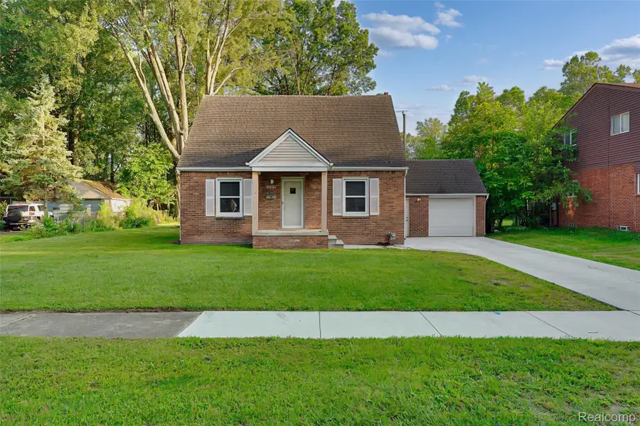31979 Kathryn Street, Garden City, MI 48135 - #2