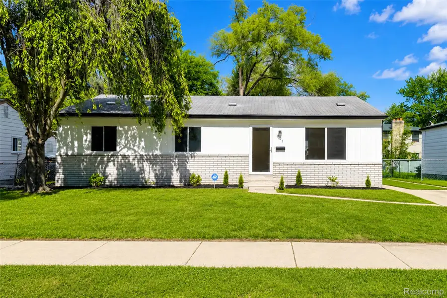 201 Cardwell Street, Inkster, MI 48141 - #2