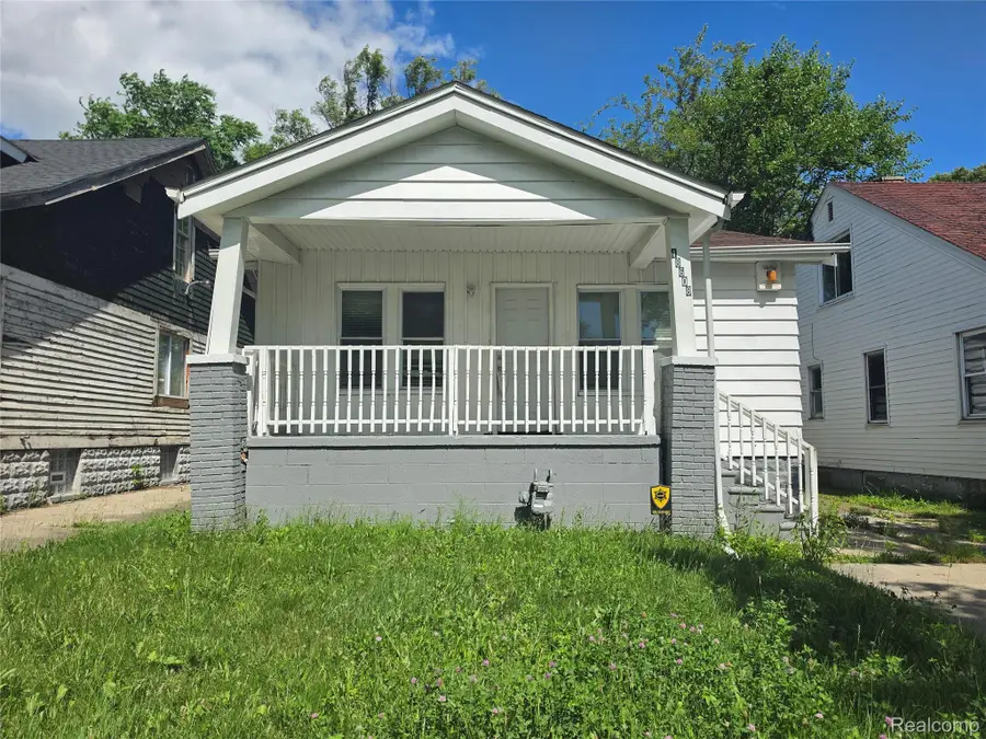 18608 Greeley Street, Detroit, MI 48203 - #2
