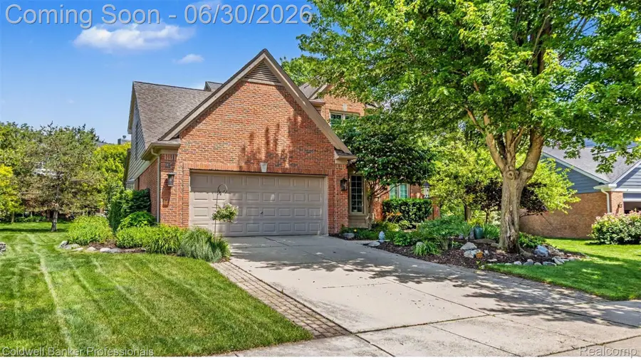 1085 Bloomview Circle, Rochester, MI 48307 - #2