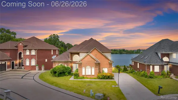 2651 Erma Drive, Utica, MI 48317