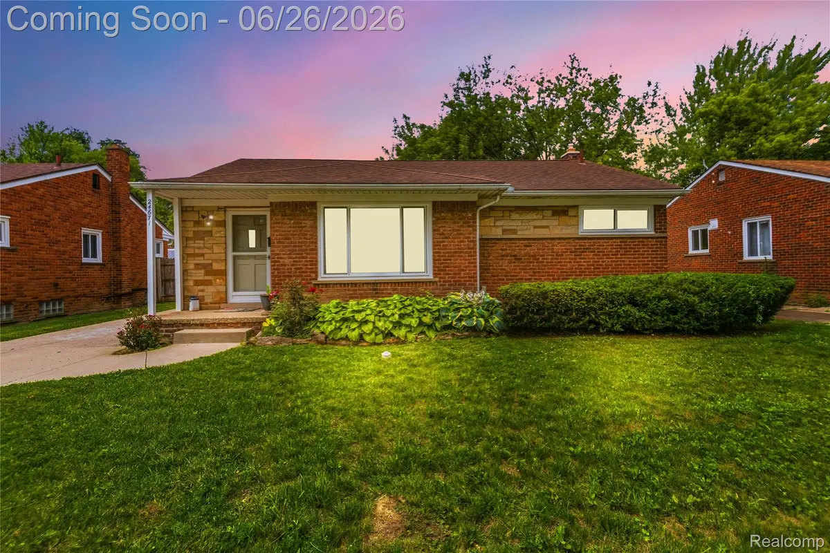 24671 Kenosha Street, Oak Park, MI 48237 - #1