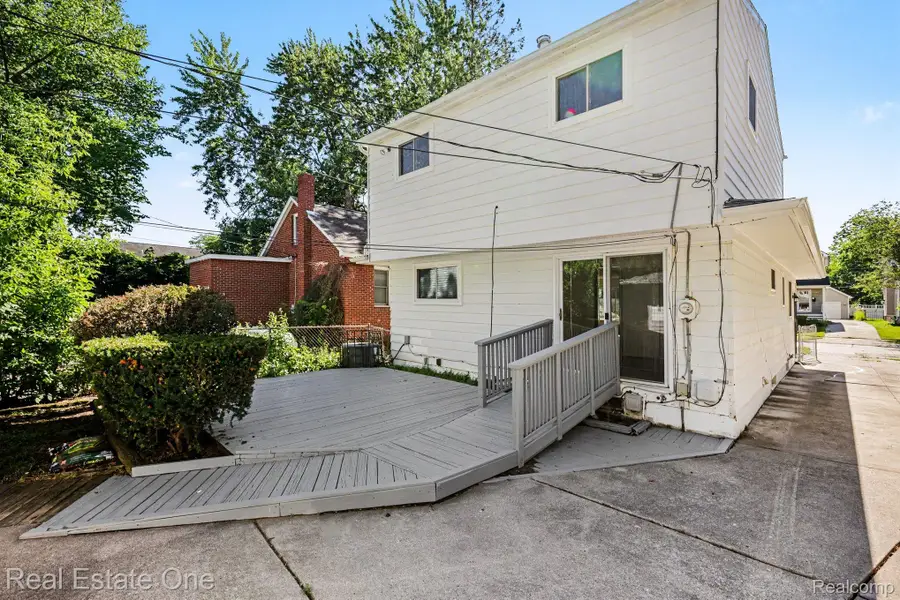 3254 Garden Avenue, Royal Oak, MI 48073 - #2