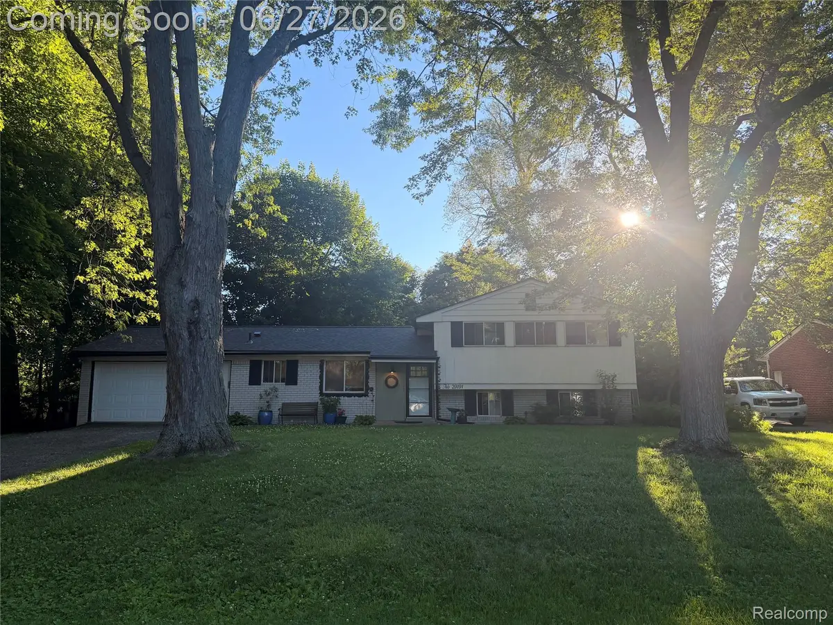 29191 Bannockburn Street, Farmington, MI 48334 - #1