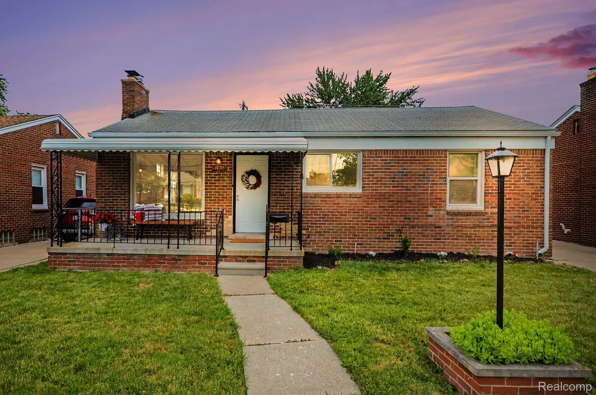 21701 Sunnyside Street, Saint Clair Shores, MI 48080 - #1