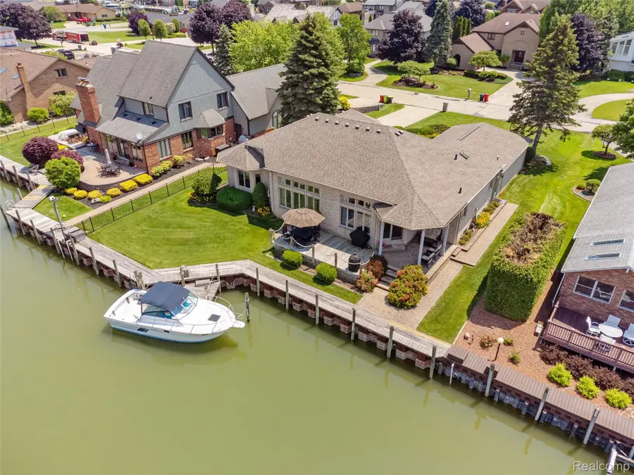 49539 Nautical Drive, Chesterfield, MI 48047 - #2