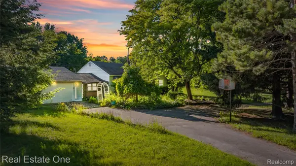 9585 N Eston Road, Clarkston, MI 48348