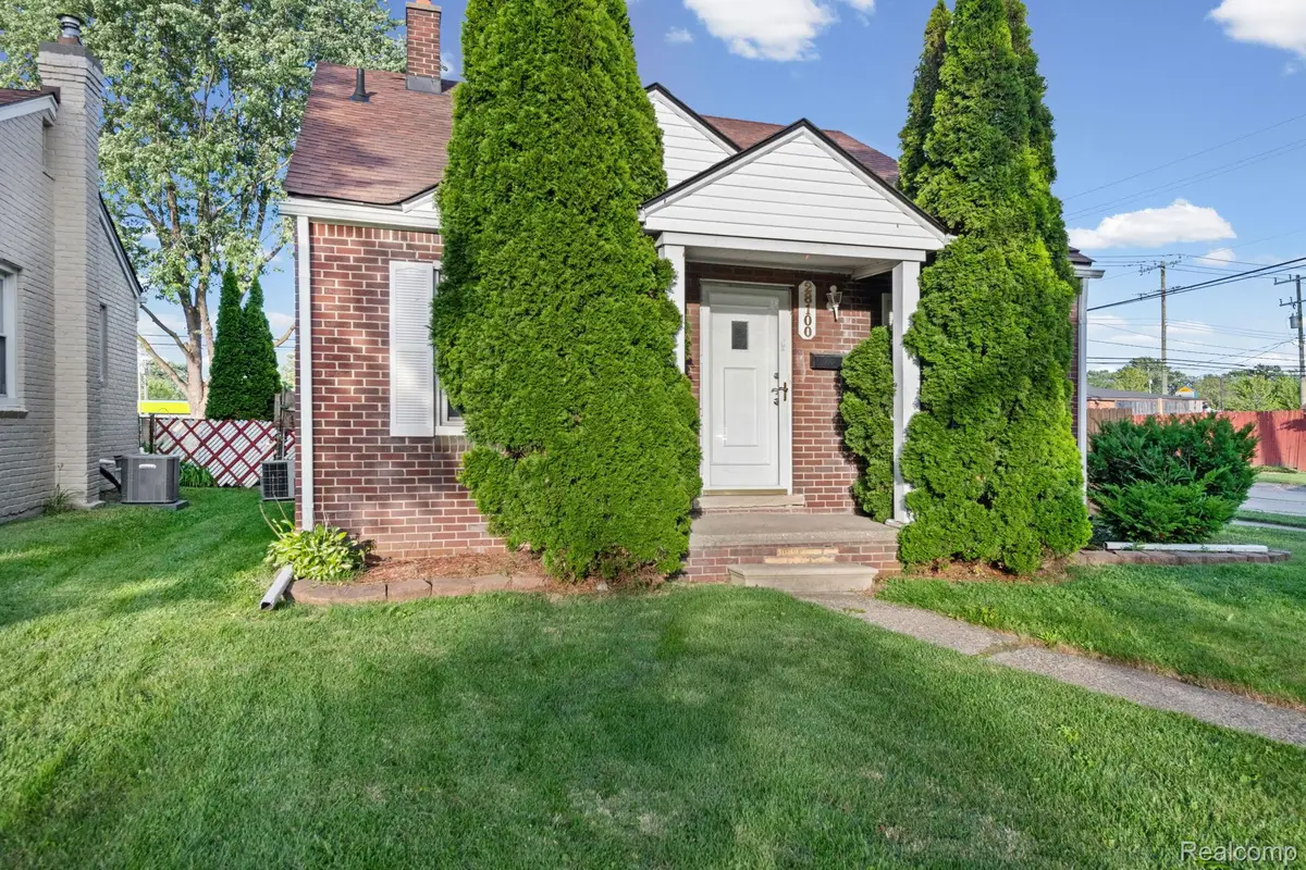 28100 Glenwood Street, Saint Clair Shores, MI 48081 - #1