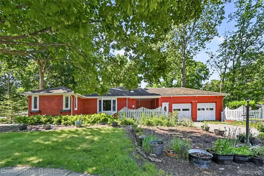 416 E Maple Street, Mason, MI 48854 - #2