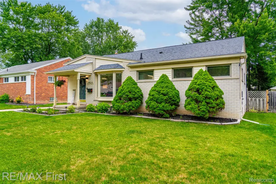 24024 Colchester Drive, Farmington, MI 48336 - #3