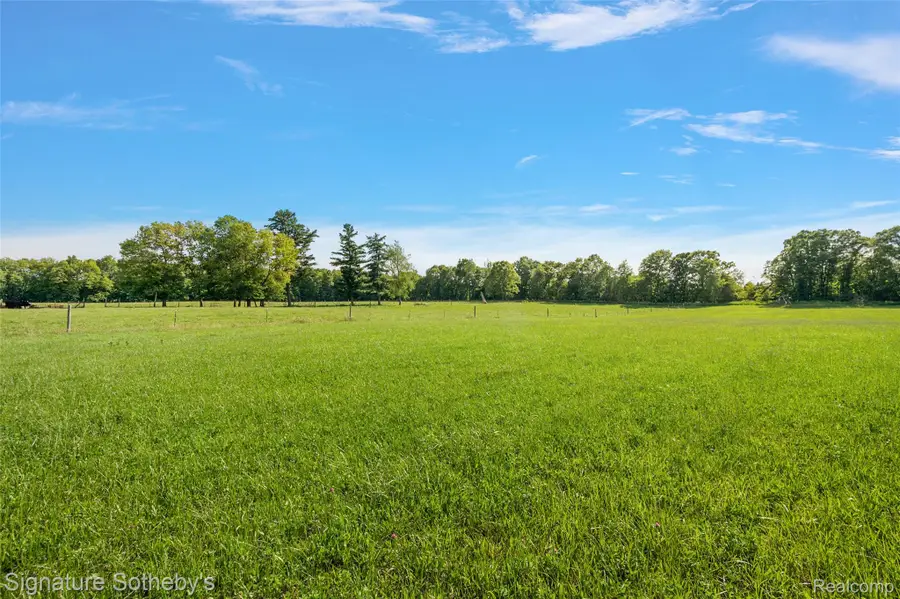 3915 Mcginnis Road, Holly, MI 48442 - #3