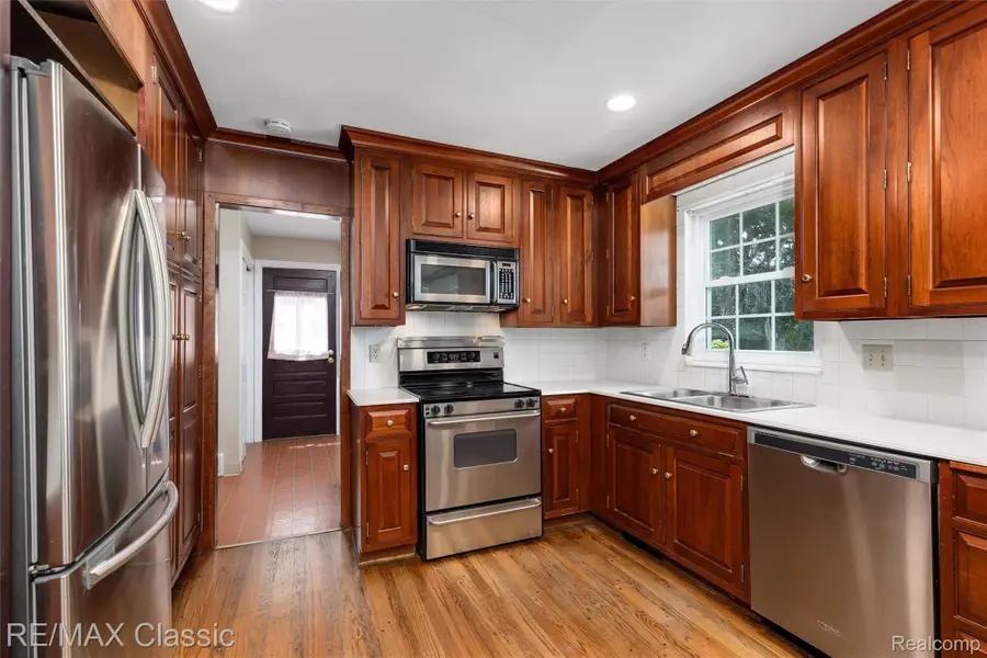 4268 Covered Bridge Road, Bloomfield, MI 48302 - #2