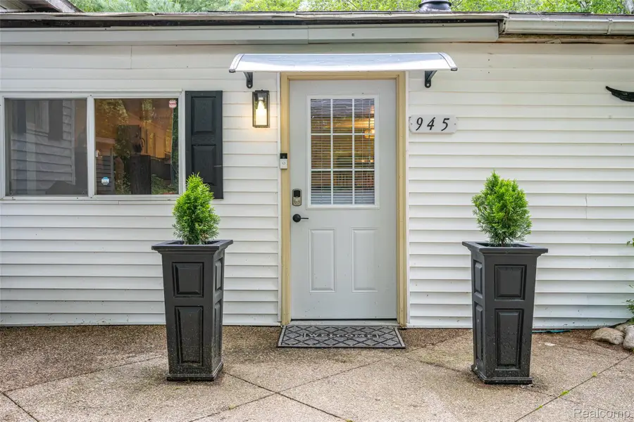 945 N Hockaday Road, Gladwin, MI 48624 - #3