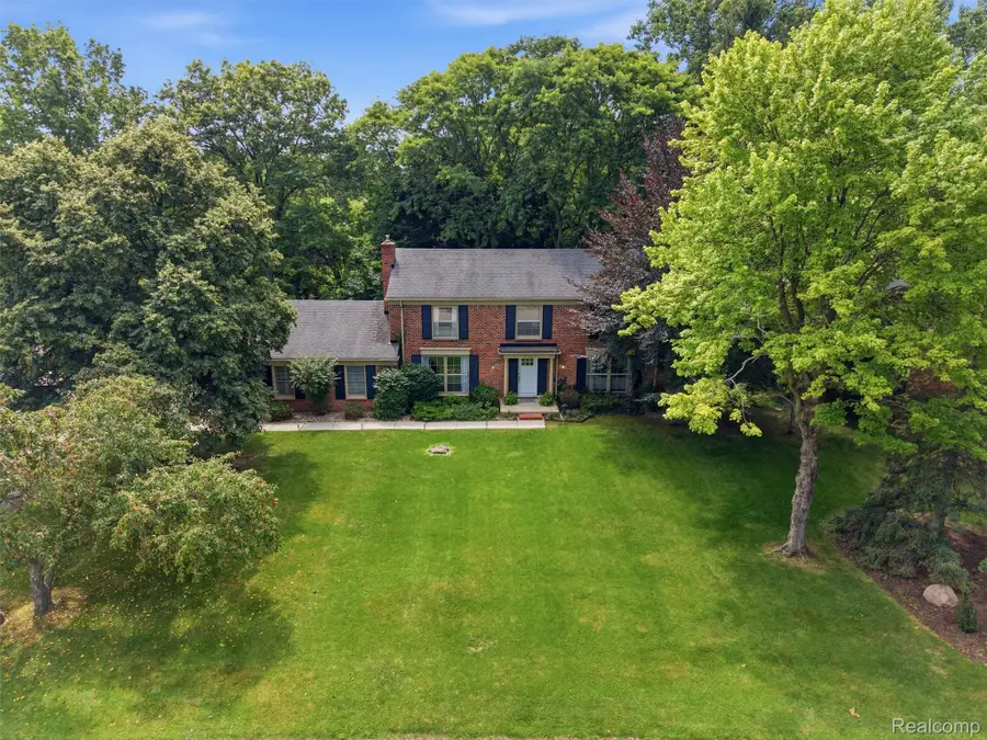 4367 Yorktown Drive, West Bloomfield, MI 48323 - #3